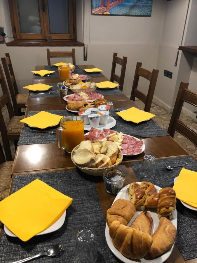 Locanda Alla Stazione Santa Giustina  Екстериор снимка