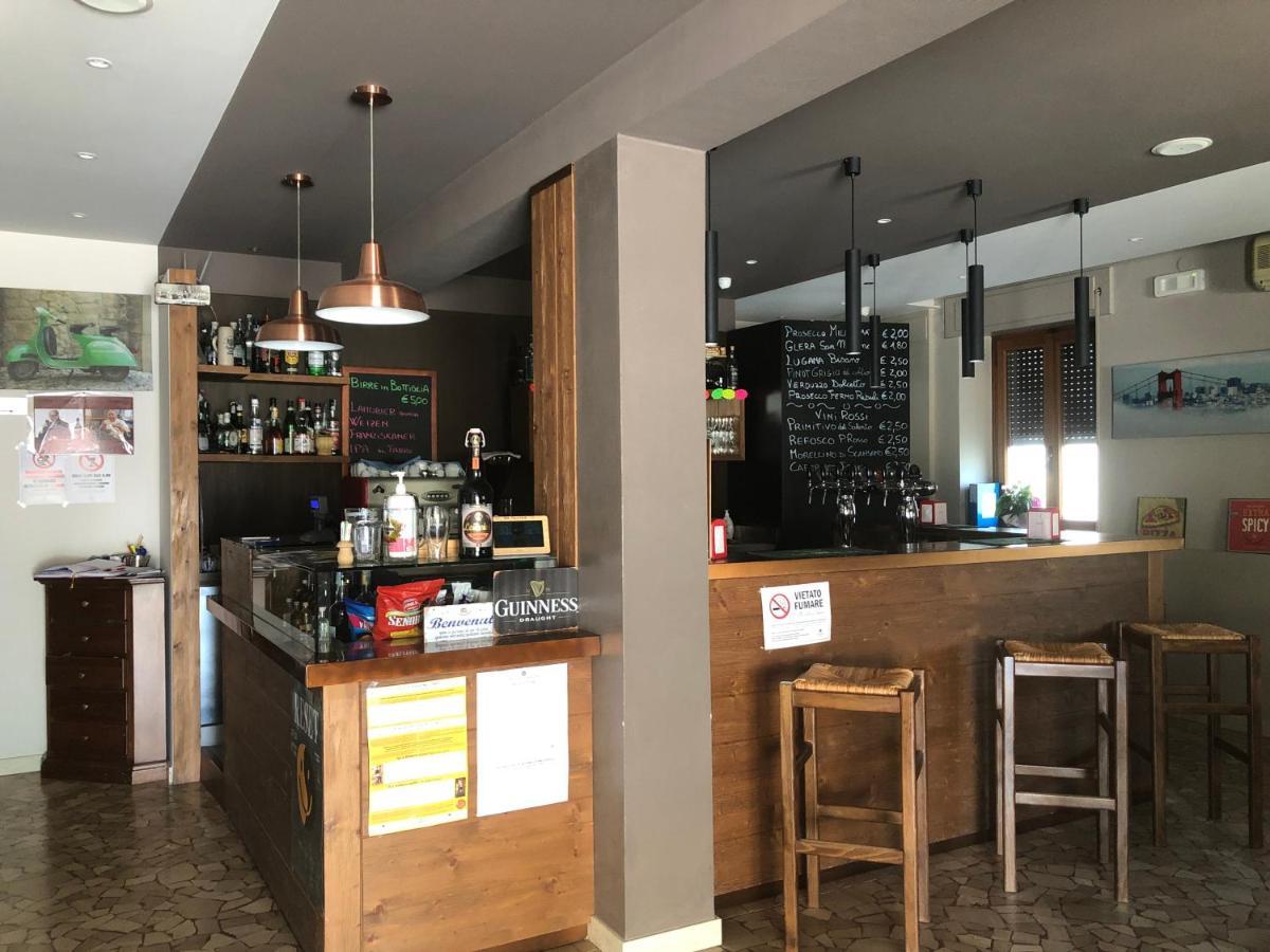 Locanda Alla Stazione Santa Giustina  Екстериор снимка